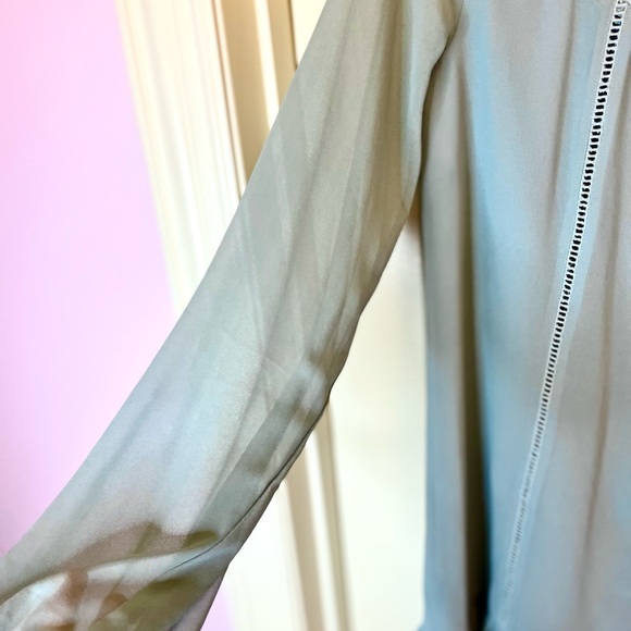 🌸 BCBG drop waist ruffle blouson dress in Cloudy Haze - Picture 5 of 11